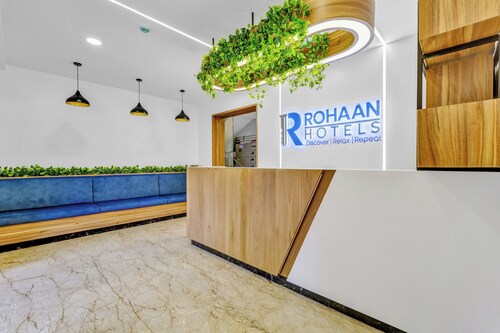 Rohaan hotels Medavakkam by UPAR