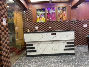 Reception - Hotel Triveni Inn (Mathura)