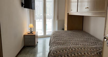[200 m vom Meer entfernt, 3 Minuten von Porto Sole