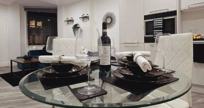 Abbey Corner by Nivaas 2 : One-Bedroom Premier Apartment