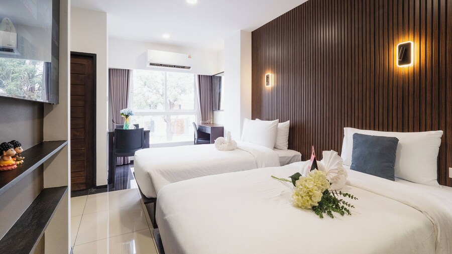 Samutprakarn Hotel