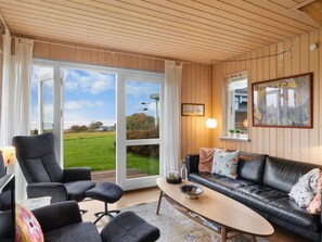 TV, fireplace - "Krum" - 300m from the sea by Interhome (Faaborg)