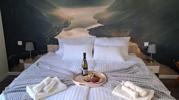 5 Schlafzimmer, Schreibtisch, Bügeleisen/Bügelbrett, kostenloses WLAN