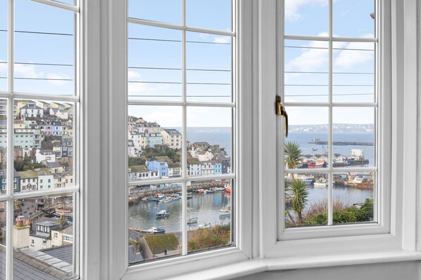 Interior - Number Eleven - Harbour Views (Brixham)