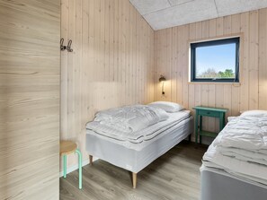 4 bedrooms, WiFi