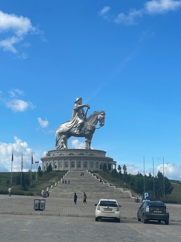 Cozy 1-bedroom with AC and WiFi in beautiful Ulaanbaatar