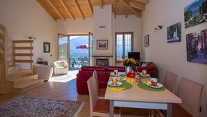 Apartment | 2 bedrooms - Tremezzo Ulivi Apt 7 (Tremezzina)