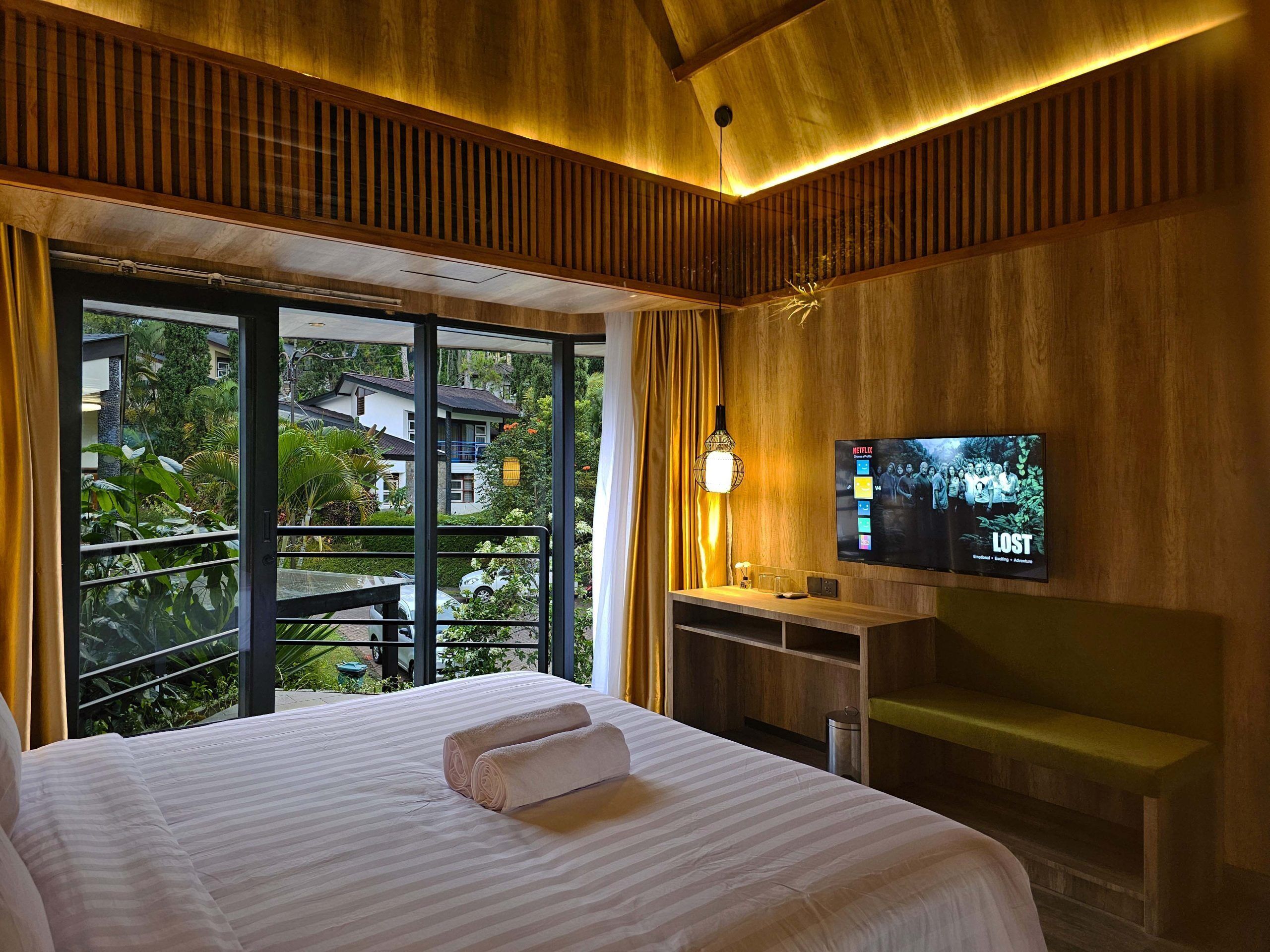 Premier-huvila, 4 makuuhuonetta, yksityinen uima-allas, näköala puutarhaan | 4 makuuhuonetta, yksilöllisesti sisustettu, yksilöllisesti kalustettu