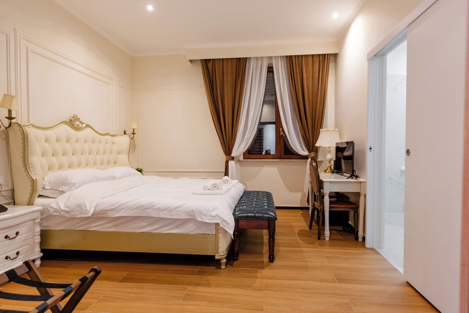 Photo - Modi Hotel