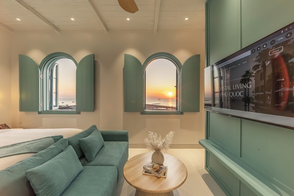 Executive Double Room, Sea View | Desk, WiFi (free)