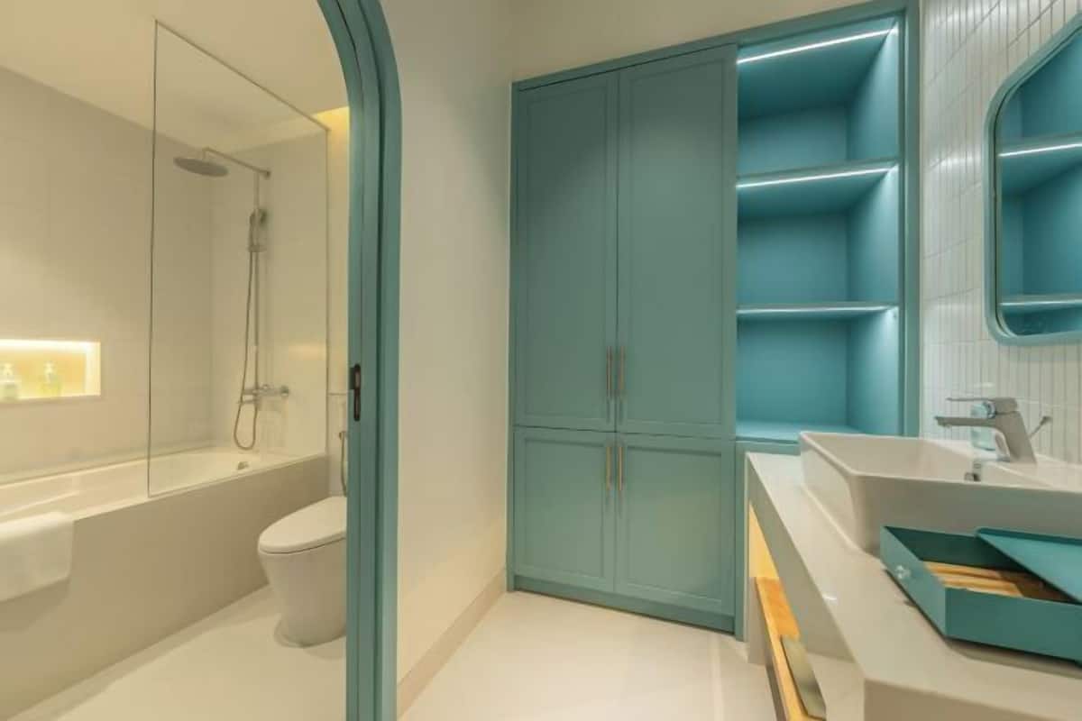 Bathroom | Shower, free toiletries, hair dryer, bathrobes