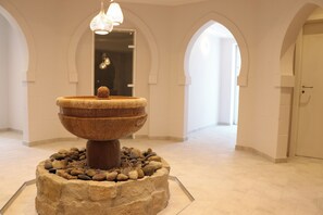 Sauna, steam room, 1 treatment room, massages