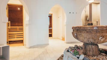 Sauna, Dampfbad, 1 Behandlungsraum, Massageanwendungen