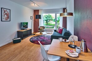 Desk, free WiFi, bed sheets - Upstalsboom Langeoog (Langeoog)