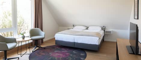 Classic Double Room, Non Smoking, Resort View | 1 bedroom, desk, free WiFi, bed sheets