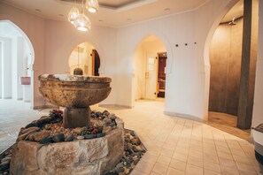 Sauna, steam room, 1 treatment room, massages
