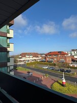 Blackout drapes, travel crib, free WiFi, bed sheets