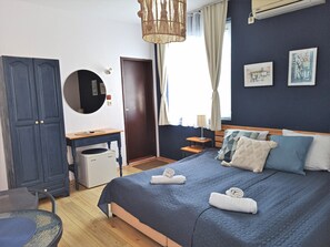 6 Schlafzimmer, Bügeleisen/Bügelbrett, Reisekinderbett, WLAN