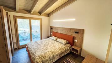 3 camere, culla da viaggio, Wi-Fi gratuito