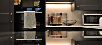 Meadow View, Elm Park