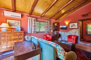 Living area - Villa Cadinira (Lentini)