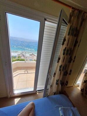 Standard Studio, Balcony, Sea View | Free WiFi - Magic Ionian Apartments & Rooms (Himarë)