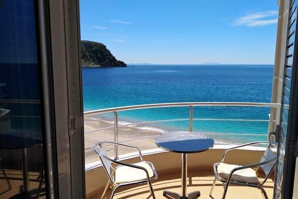 Quarto casal standard, sacada, vista para o mar | Wi-Fi de cortesia