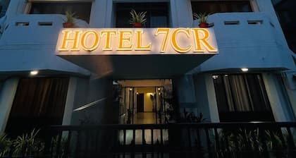 Hotel 7 Cr