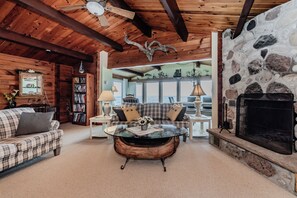 Smart TV, DVD player