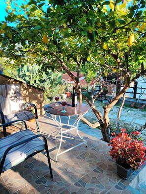 Lägenhet Junior - utsikt mot trädgården | 1 sovrum, ljudisolering och gratis wi-fi