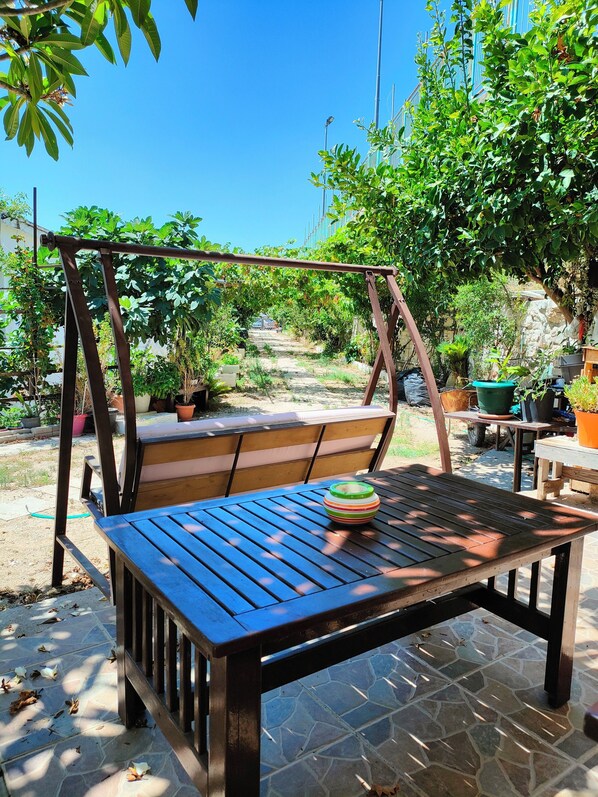 Lägenhet Comfort - utsikt mot trädgården - bottenvåning | Terrass/Patio