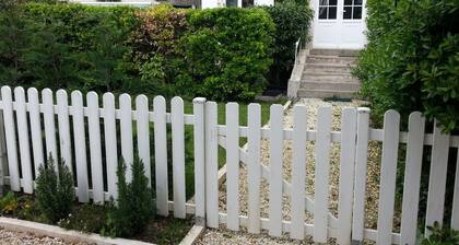 Renovated cottage with garden, pet-friendly, near Vendéen beaches