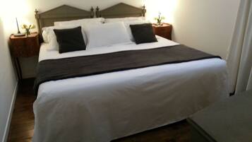 3 多间卧室、免费 WiFi、床单