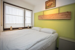 Apartment | 1 bedroom, bed sheets