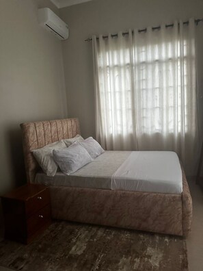 2 chambres, fer et planche à repasser, Wi-Fi