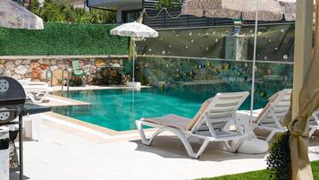 Seasonal outdoor pool