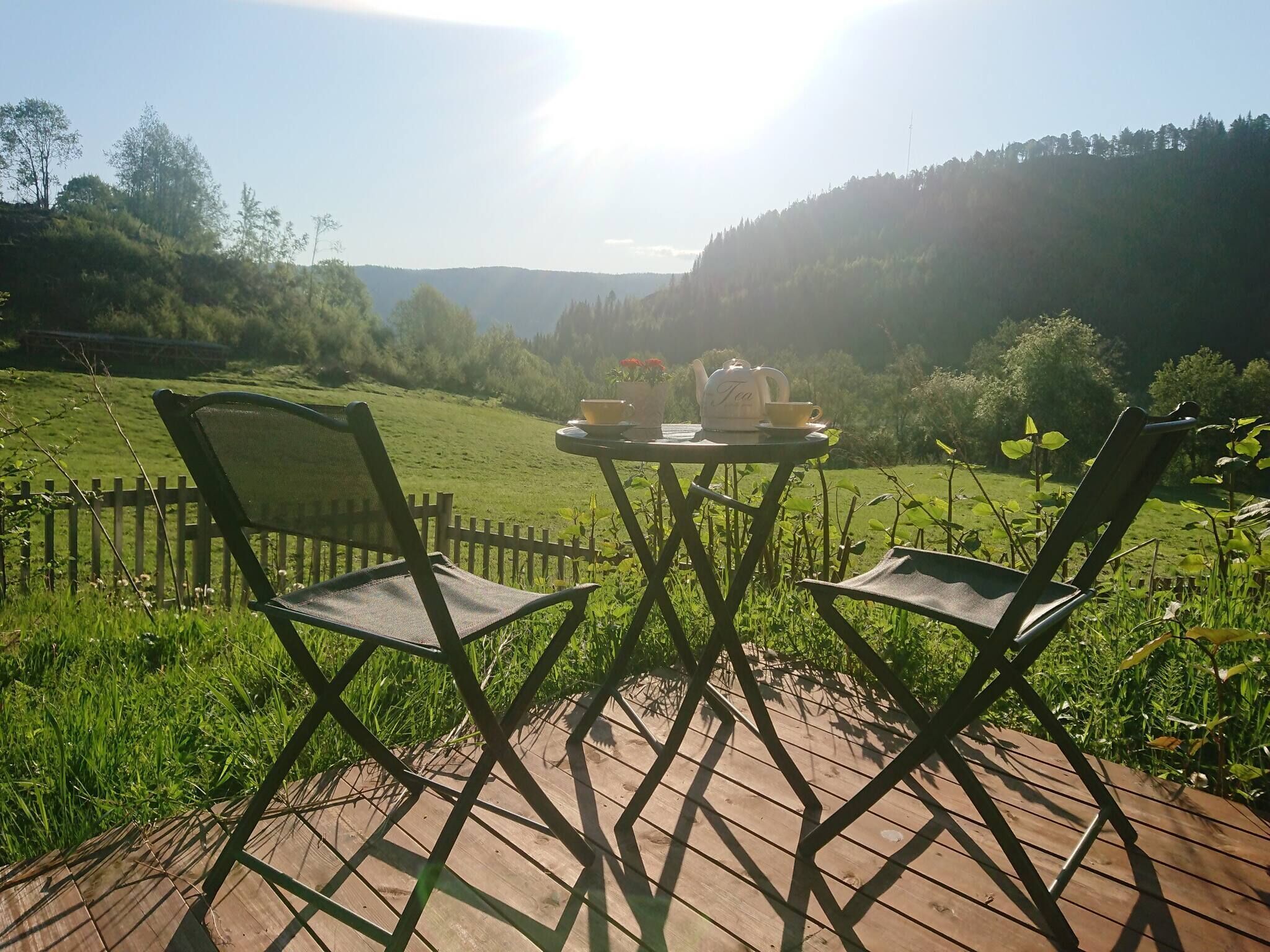 Baita, 2 camere da letto, terrazzo, vista giardino | Ristorazione all'aperto