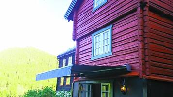 Baita, 2 camere da letto, terrazzo, vista giardino | Esterni