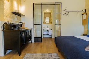 1 bedroom, wheelchair access