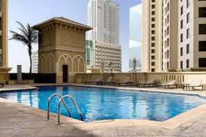 Pool - Luxe Sea & Palm View 2BR | JBR Beach Stay with Balcony & Comfort (JBR)