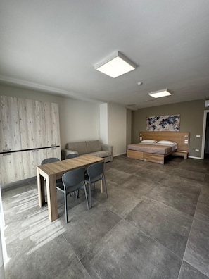 Quadruple Room | Soundproofing, free WiFi - Dormi-RE (Reggio nell'Emilia)