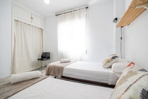 3 quartos, ferros/tábuas de passar roupa, Wi-Fi de cortesia