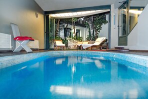 Indoor pool, a heated pool - Kallimarmaro Residence, Villa (Athens)