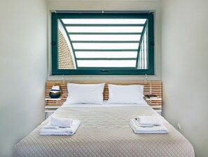 4 chambres, fer et planche à repasser, lit parapluie, Wi-Fi gratuit