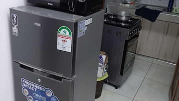 Family Apartment, Balcony, City View | Private kitchen