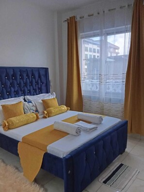 Family Apartment, Balcony, City View | 2 bedrooms, individually decorated, individually furnished, free WiFi - Lux Suites Rosavosa Apartments Bamburi (Mombasa)