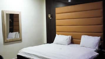 2 ๊ฐ์ ์นจ์ค, ๋ฌด๋ฃ WiFi