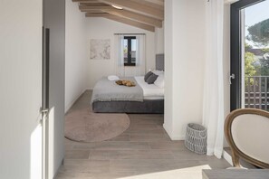 4 habitaciones, tabla de planchar con plancha y wifi gratis 
