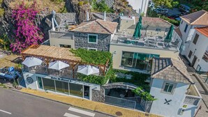 Unclassified image, 5 of 18, button - Room-discover Magical Calheta (Calheta)