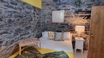 Room, 1 Bedroom, Smoking, Balcony | 1 bedroom